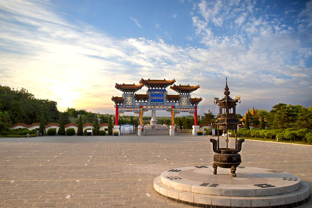 铁岭骏龙泉墓园