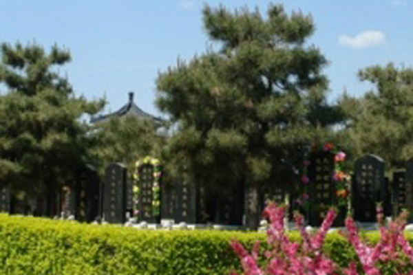 北京八宝山人民公墓
