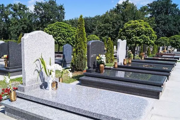 北京墓地花坛葬是否符合“入土为安”的传统观念？它有哪些独特之处？