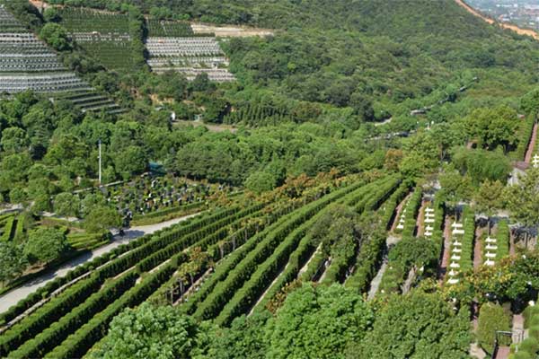 杭州安贤陵园，山水园林中的生命诗篇纪念地